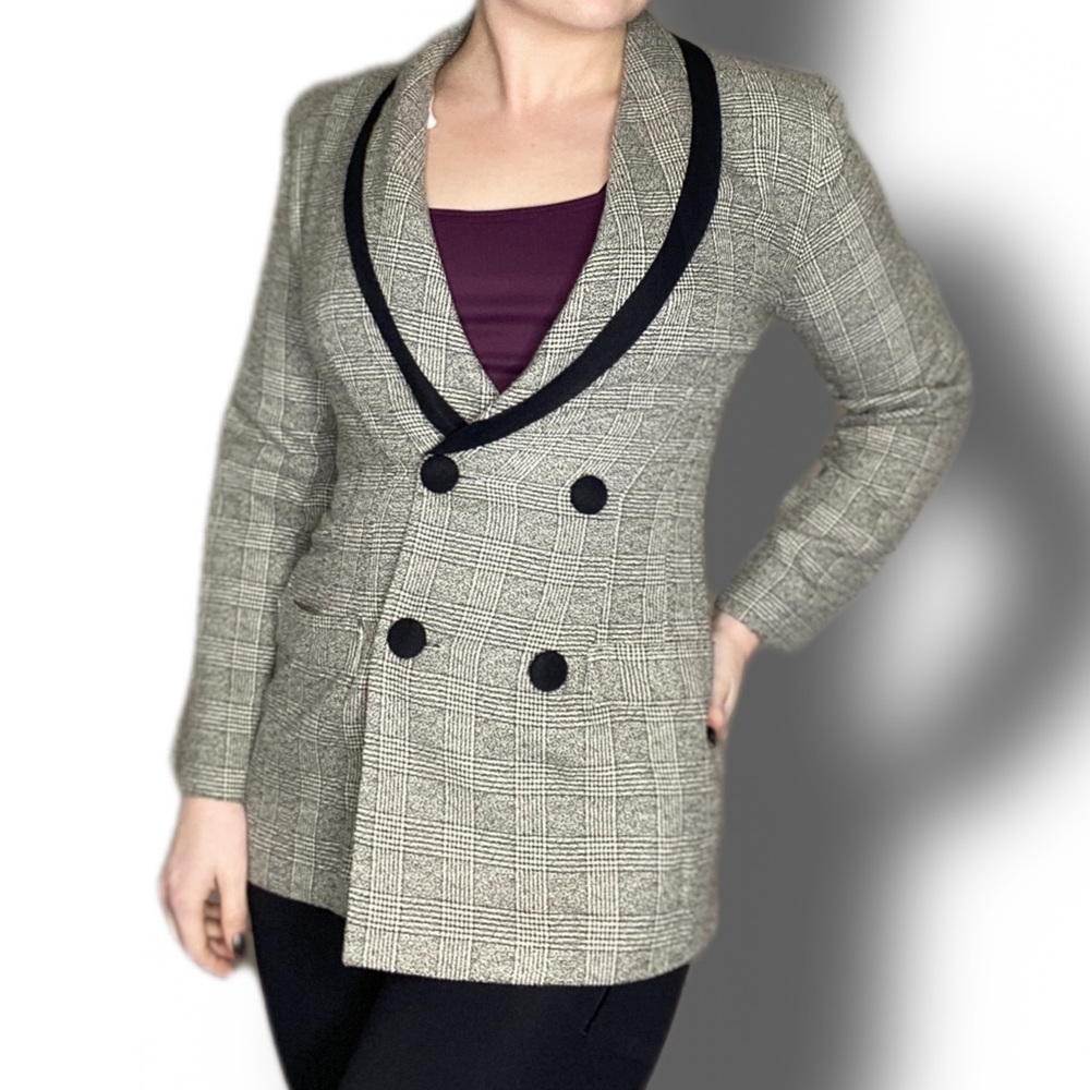 Vintage 1970s Plaid Black and Gray Collar Fitted Blazer by Casual Corner